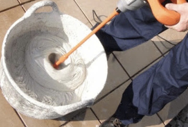 Cách Pha Sơn Mạ Kẽm Chuẩn Kỹ Thuật: Tỷ Lệ & Lưu Ý Quan Trọng