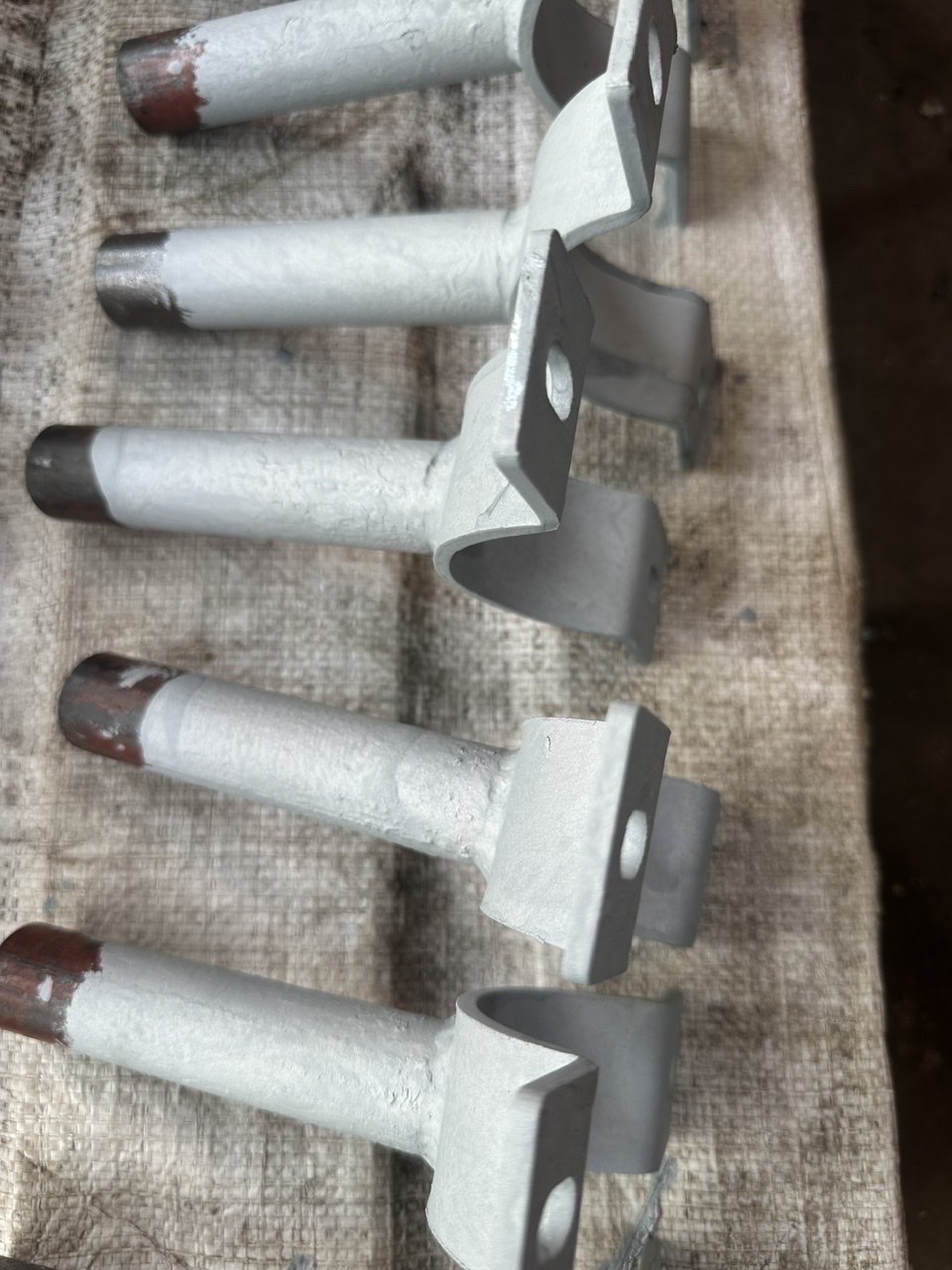 Sơn Mạ Kẽm ZG151 Là Gì? Hướng Dẫn Cách Sử Dụng Đúng Kỹ Thuật